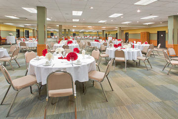 Holiday Inn Hotel & Suites Grande Prairie