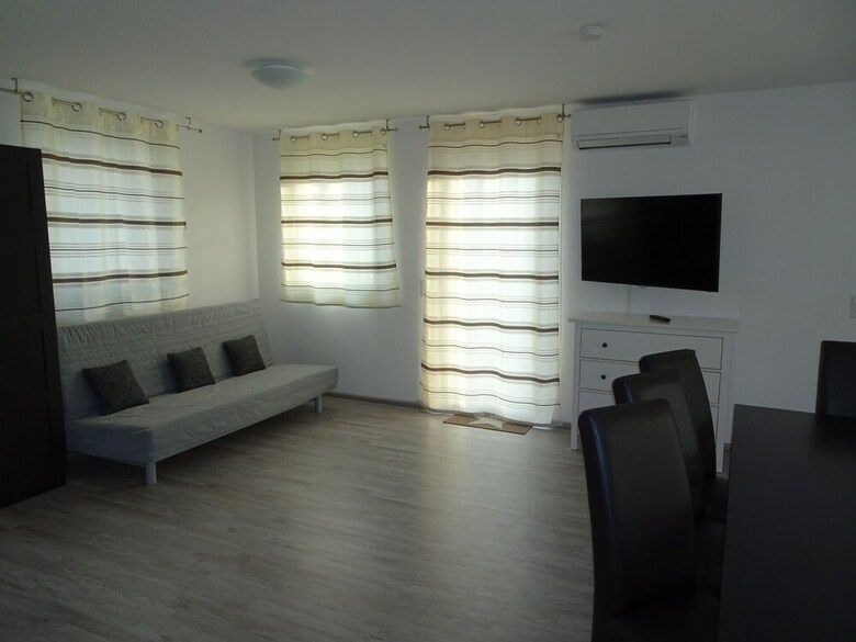 Hilda Apartments