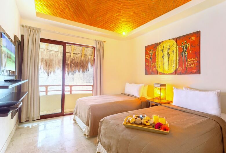 Maya Villa Condo Hotel