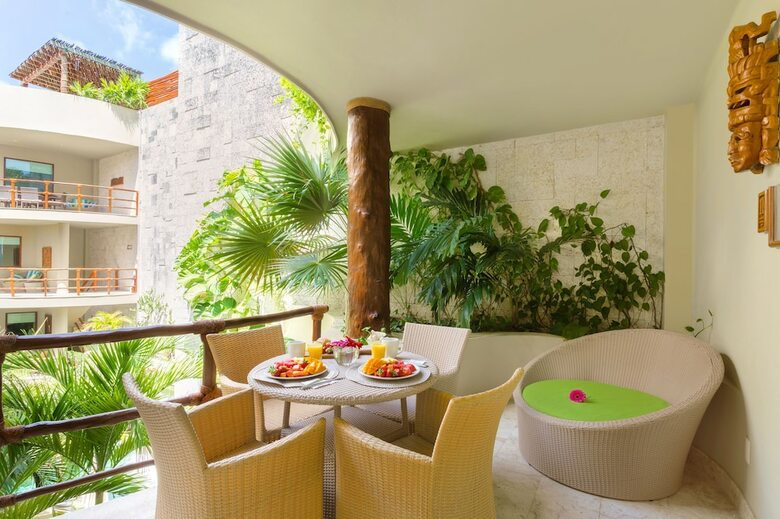 Maya Villa Condo Hotel