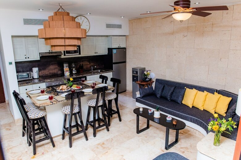 Maya Villa Condo Hotel