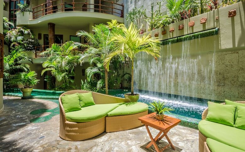 Maya Villa Condo Hotel