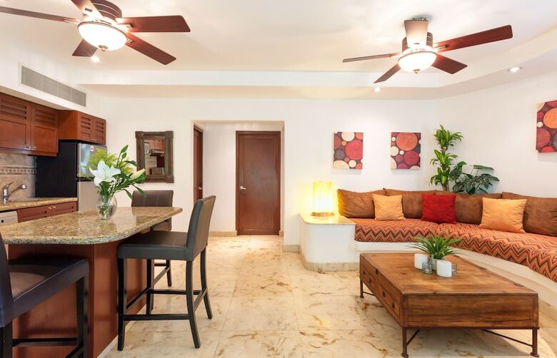 Maya Villa Condo Hotel