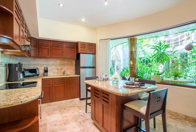 Maya Villa Condo Hotel