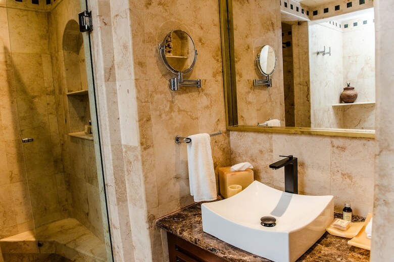 Maya Villa Condo Hotel