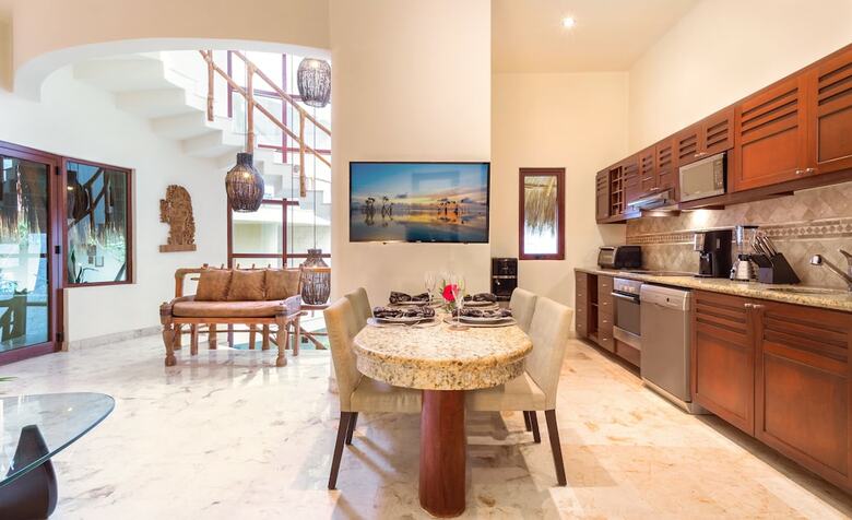Maya Villa Condo Hotel