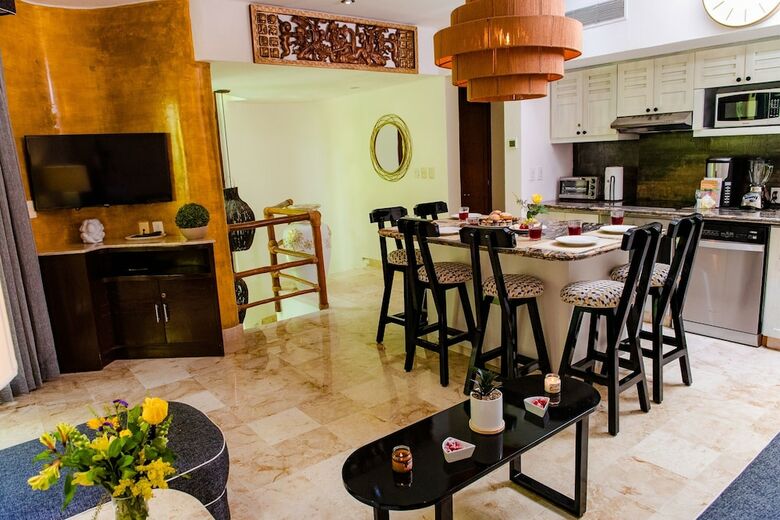 Maya Villa Condo Hotel