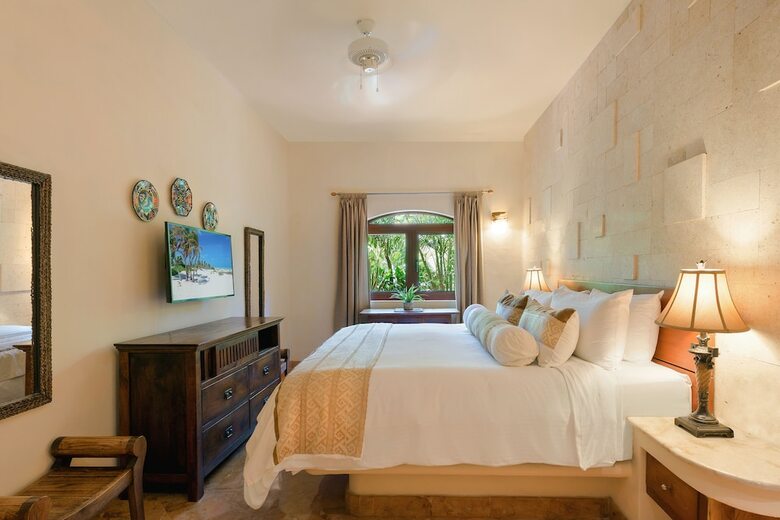 Porto Playa Condo Hotel