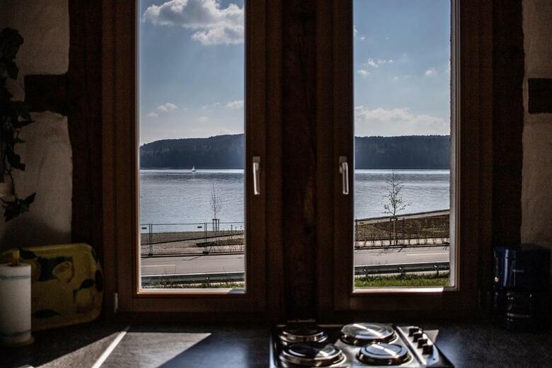 Hostal G�stehaus - Wirtshaus Zum Felsen