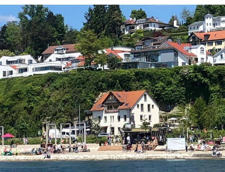 Hostal G�stehaus - Wirtshaus Zum Felsen