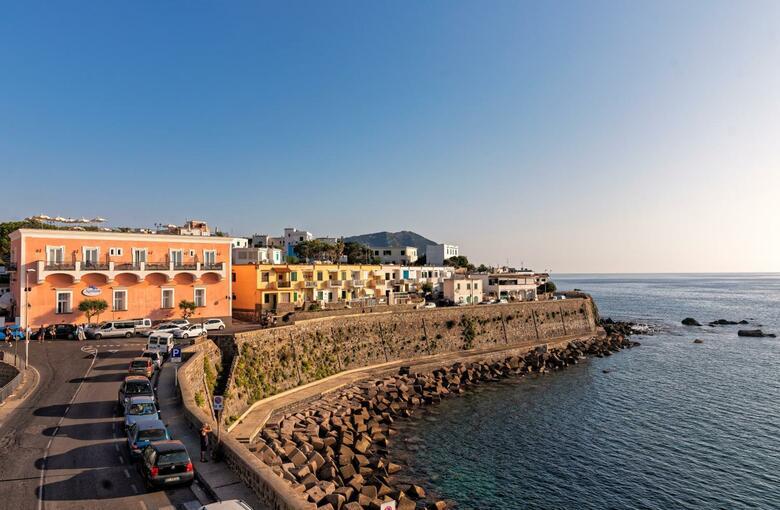 Hotel Nettuno De Charme