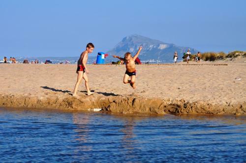 Family Beach Villa Rubens