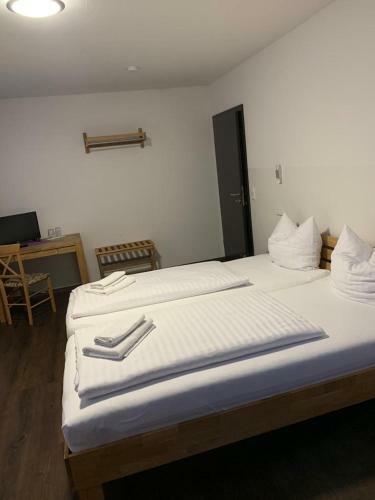 M1 Hotel - Restaurant