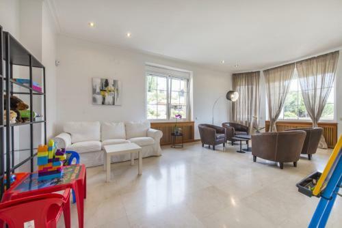 Olala Sea & City View Villa