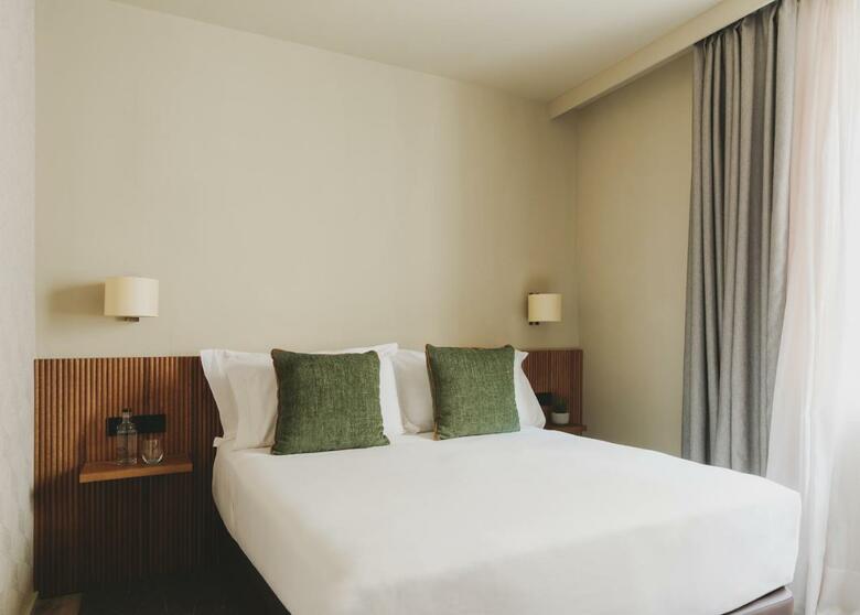 Hotel Catalonia Boulevard