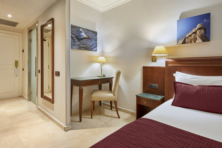 Hotel Exe Mitre
