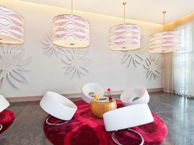 Hotel Ibis Mall Of The Emirates