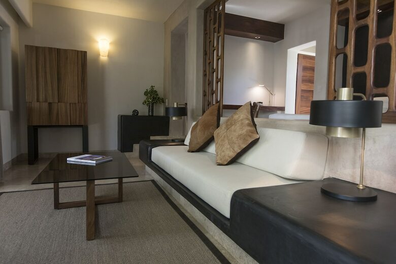 Hotel Viceroy Zihuatanejo