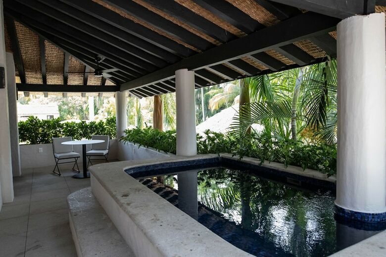 Hotel Viceroy Zihuatanejo