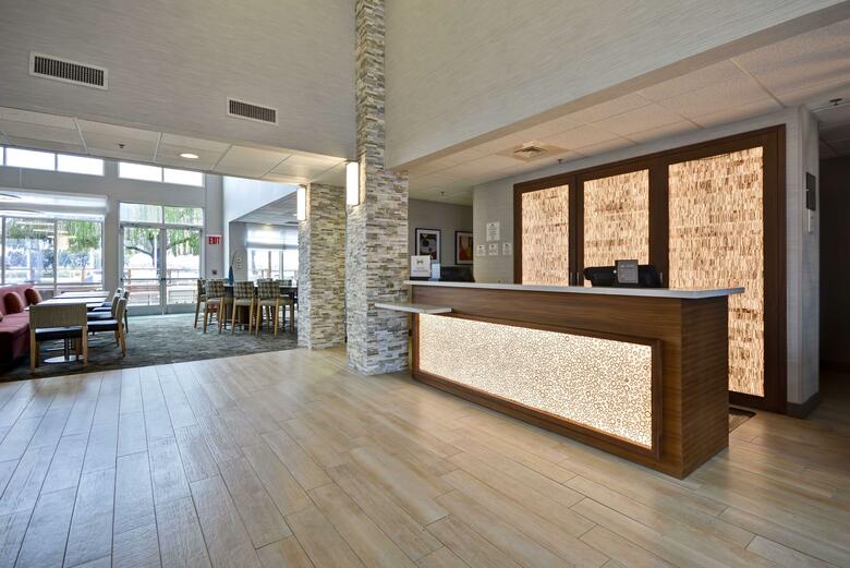 Hotel Homewood Suites By Hilton - Oakland Waterfront