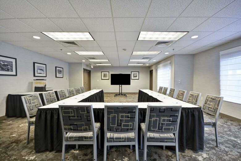 Hotel Homewood Suites By Hilton - Oakland Waterfront