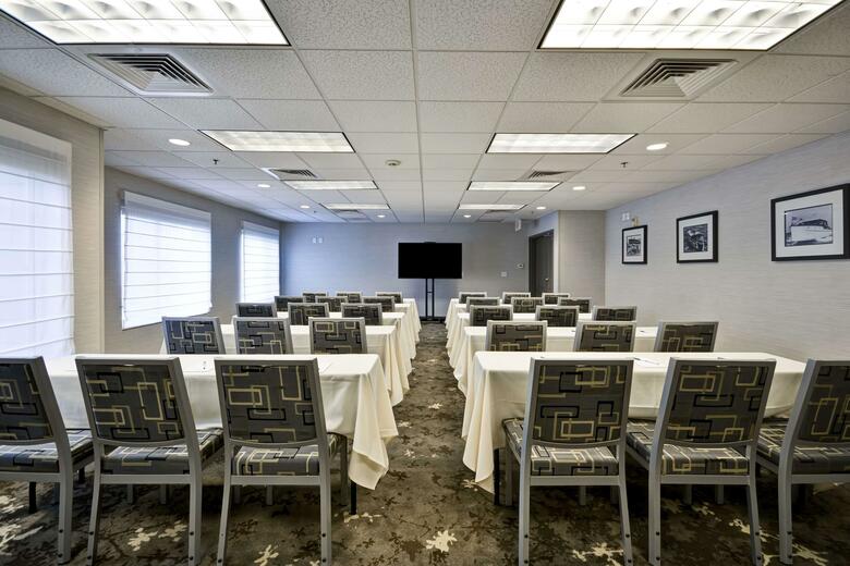 Hotel Homewood Suites By Hilton - Oakland Waterfront