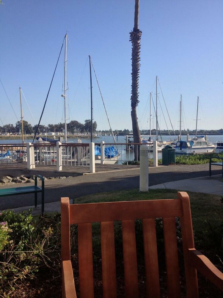 Hotel Homewood Suites By Hilton - Oakland Waterfront
