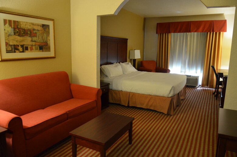 Holiday Inn Express Hotel & Suites Amarillo South