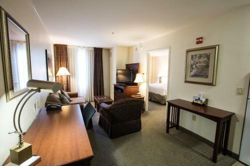 Hotel Staybridge Suites Austin Airport