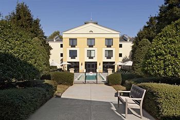 Doubletree Hotel Charlotte Airport