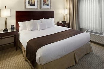 Doubletree Hotel Charlotte Airport