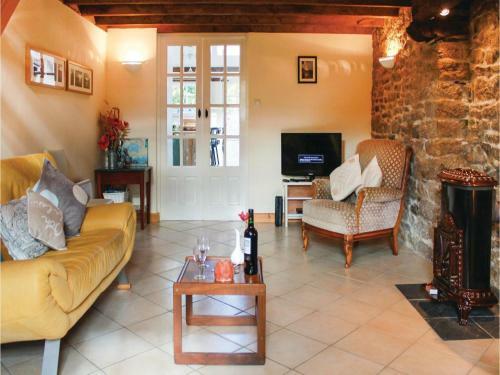 Studio Holiday Home In Beganne