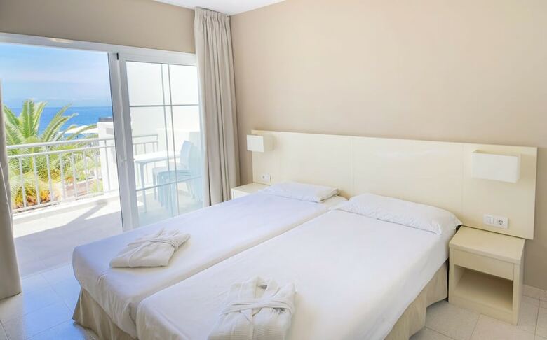 Apartamentos Los Olivos Beach Resort