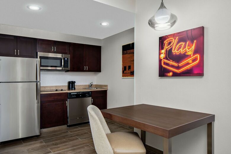 Hotel Homewood Suites Nashville- Downtown
