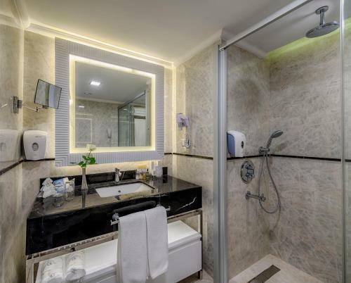 Alva Donna Hotel And Spa