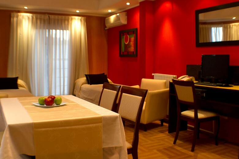 Ker Urquiza Hotel