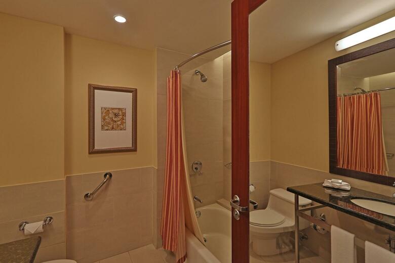 Courtyard By Marriott Panama Real Hotel