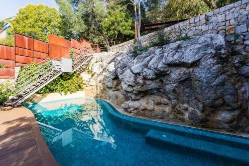 Town House El Niu In Alaro