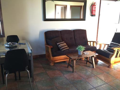 Casa Y Apartamentos La Maestra