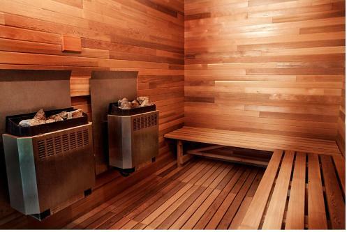 Holiday Inn Express Hotel & Suites Langley