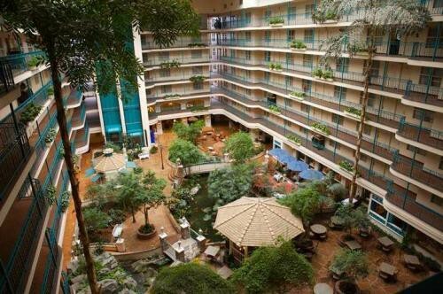 Hotel Embassy Suites Anaheim North