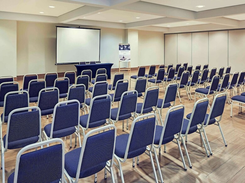 Hotel Mercure Cambori�