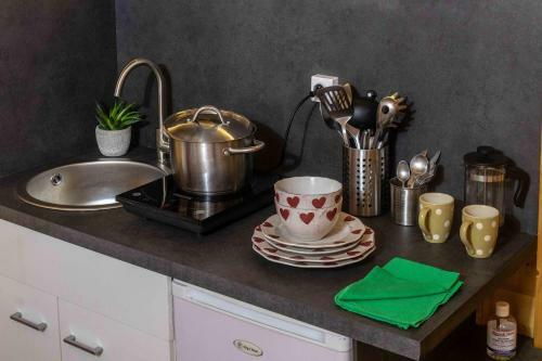 Chalet Alpine Rose