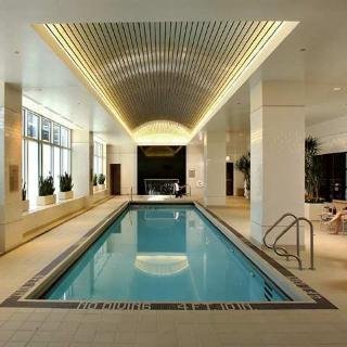 Hotel Embassy Suites Lakefront
