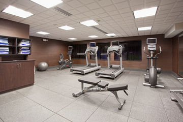 Holiday Inn Express Hotel & Su