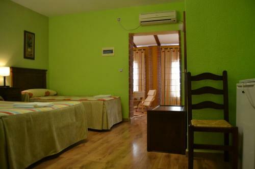 Hostal El Ma�o I
