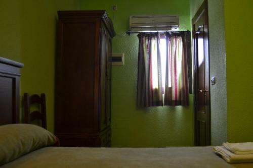 Hostal El Ma�o I
