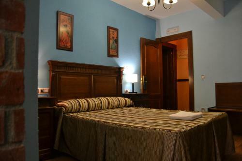 Hostal El Ma�o I