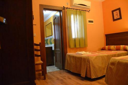Hostal El Ma�o I