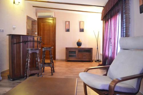 Hostal El Ma�o I